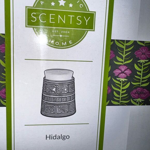 NEW SCENTSY WAX WARMER "HIDALGO" - Picture 3 of 3